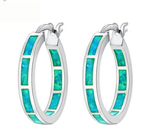 Load image into Gallery viewer, Trinity Earrings